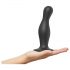 Strap-on Curvy L - vlnitý dildo s přísavkou (černý)